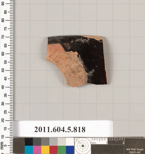 Terracotta rim fragment of a kylix (drinking cup)