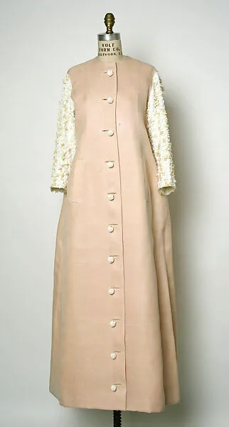Housecoat — House of Balenciaga|Cristobal Balenciaga