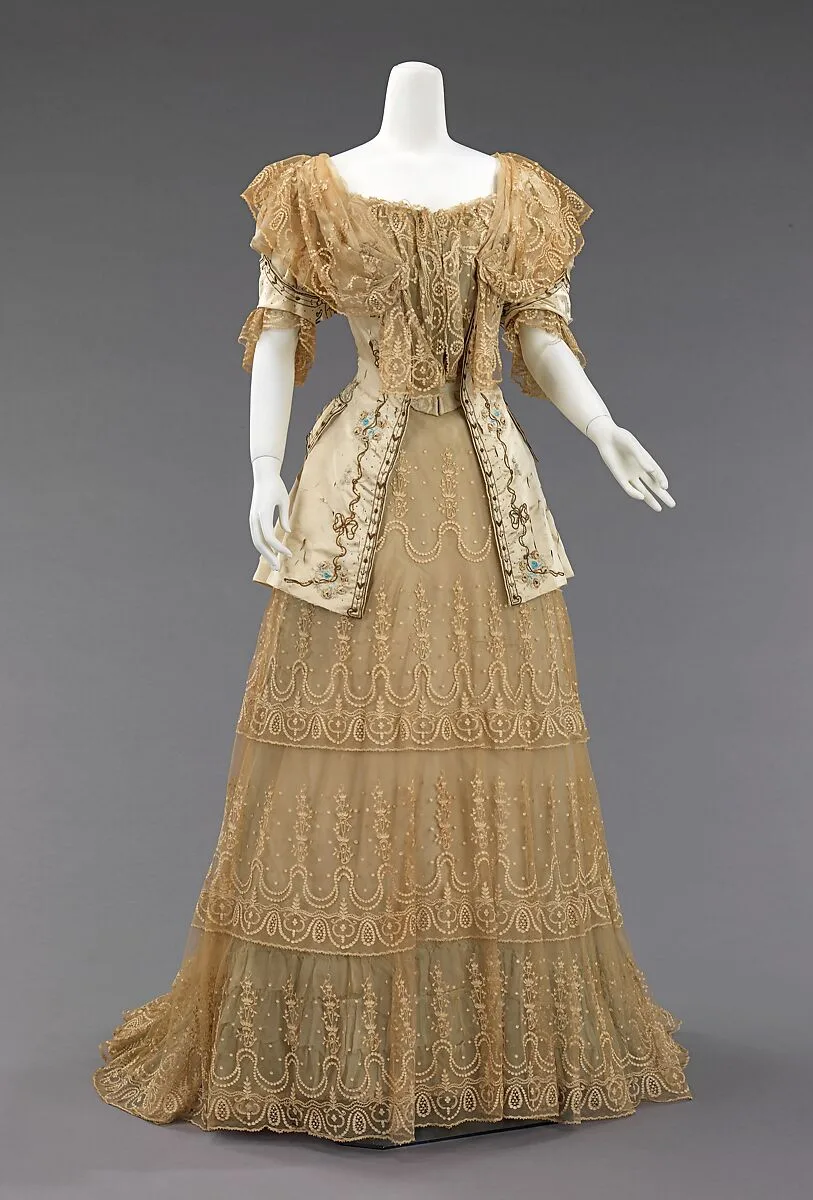 Evening dress — Rouff