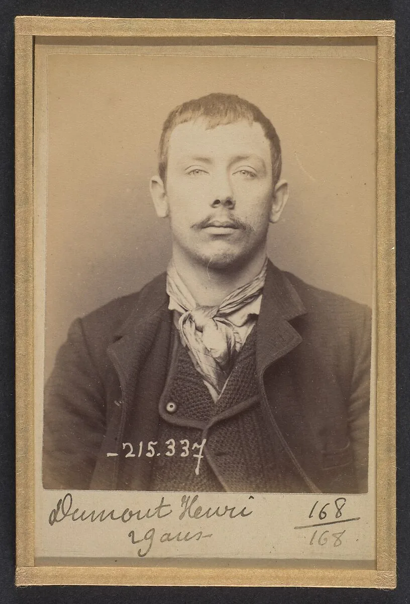Dumont. Henri, Victor. 29 ans, né à Issy (Seine). Mécanicien. Anarchiste. 8/3/94. — Alphonse Bertillon