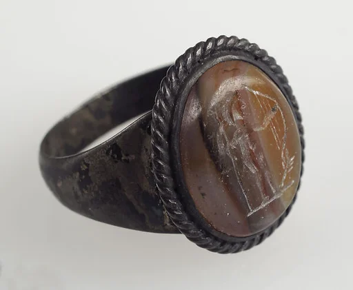 Finger Ring