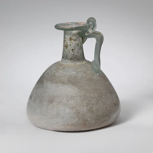 Glass jug