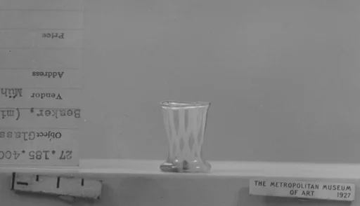 Miniature beaker