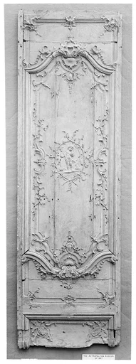 Door panel