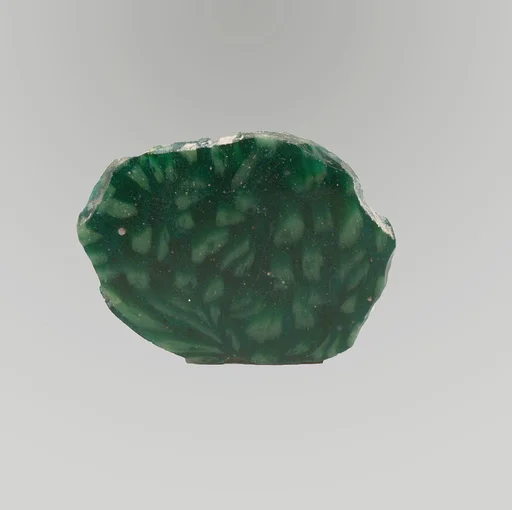 Glass mosaic inlay fragment