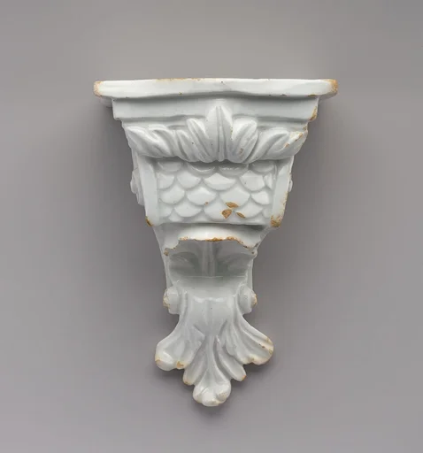 Wall bracket