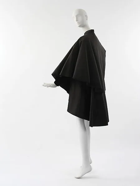 Cape — Charles James