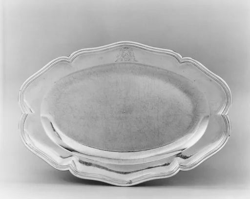 Oval dish