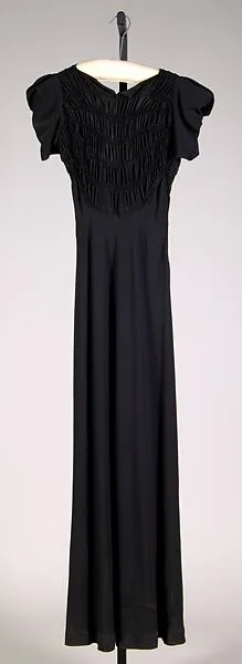 Evening dress — Elsa Schiaparelli|House of Schiaparelli