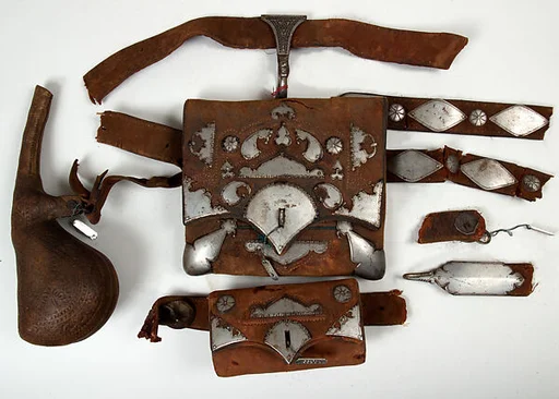 Ammunition Belt (Kamr) with Powder Flask and Two Pouches
