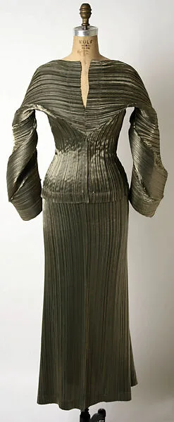 Ensemble — Miyake Design Studio|Issey Miyake