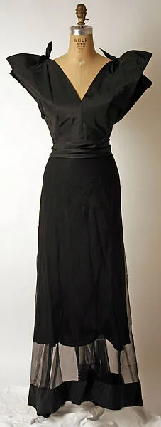 Evening dress — Nettie Rosenstein
