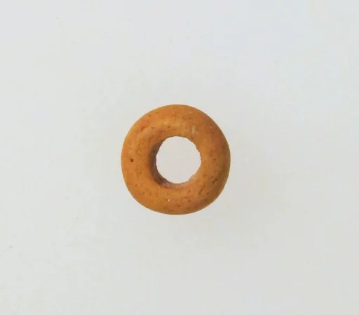 Glass bead