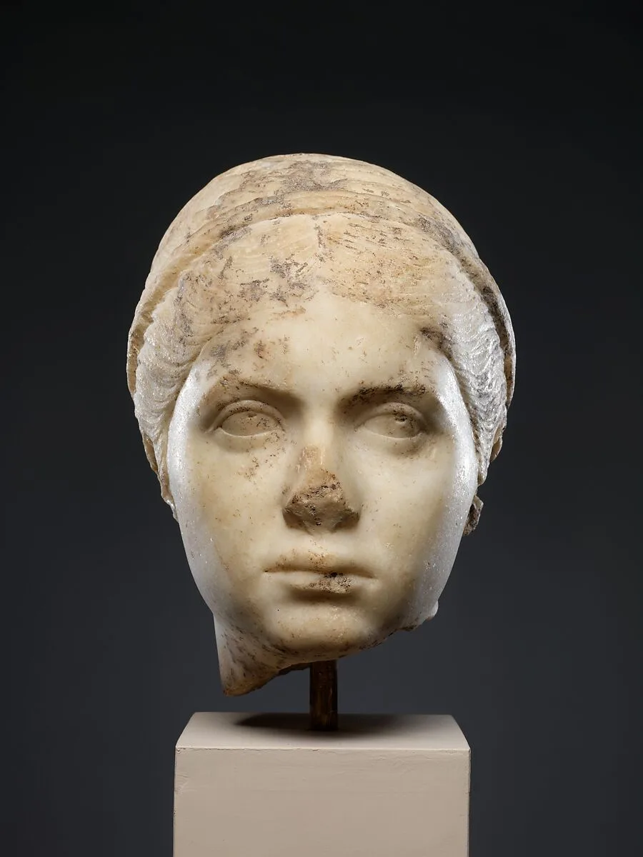 Marble portrait of a young woman — Unknown