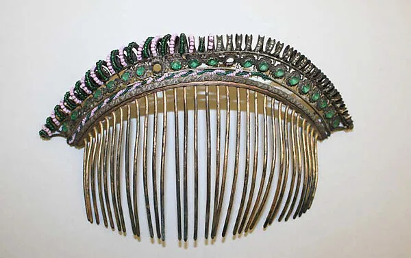 Comb — Unknown