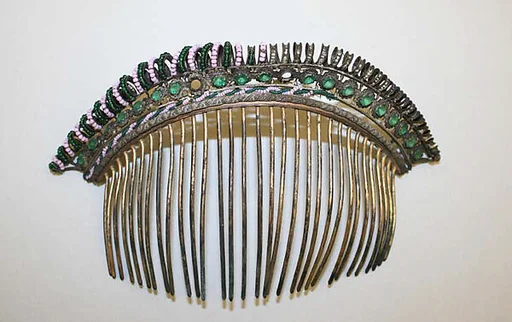 Comb