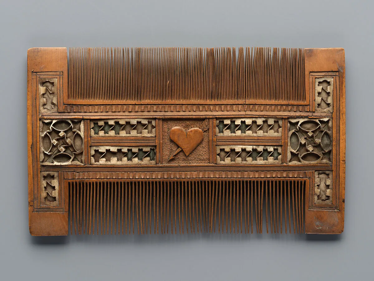 Comb — Unknown