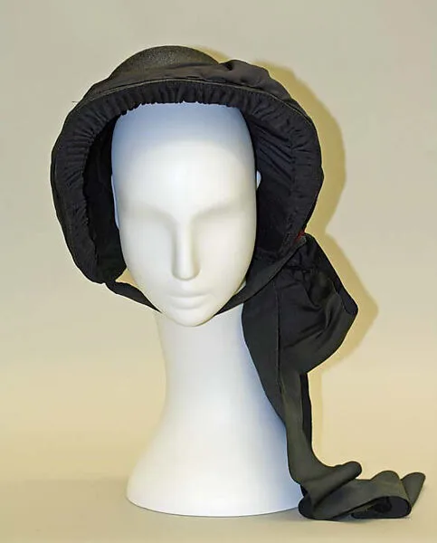 Uniform bonnet — Unknown