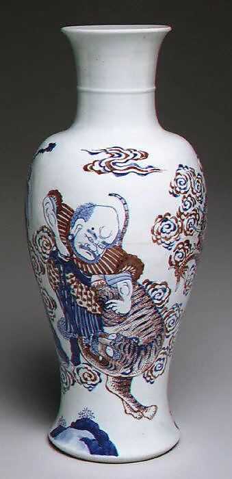 清康熙 景德鎮窯青花釉裏紅羅漢圖瓶|Vase with Buddhist figures — Unknown