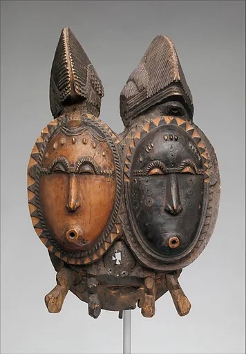Twin Mask (Nda)
