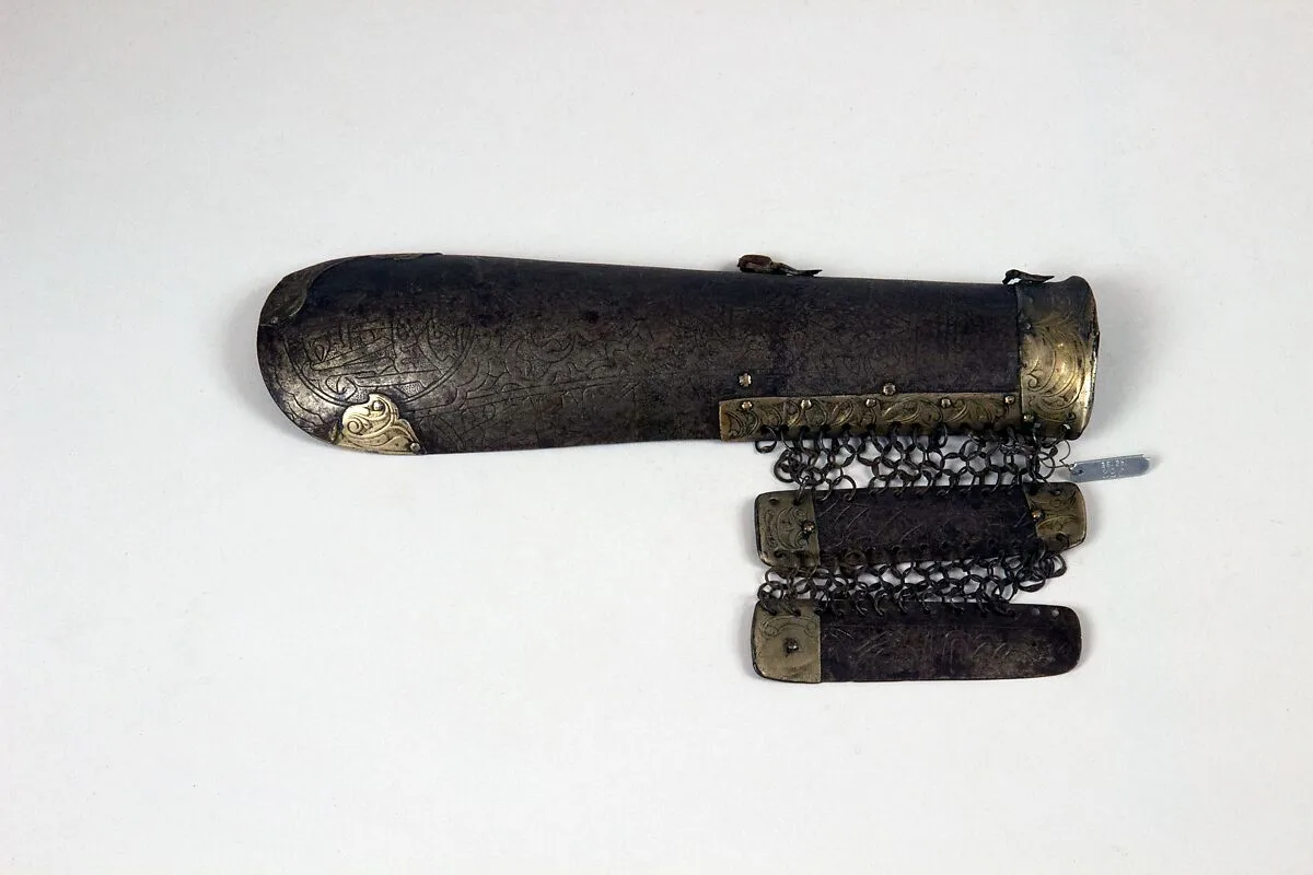 Left Arm Guard — Unknown