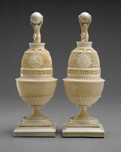 Pair of vases