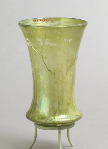 Beaker, Bell