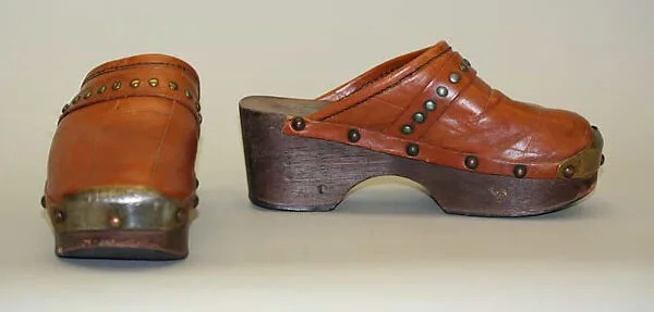 Clogs — Unknown