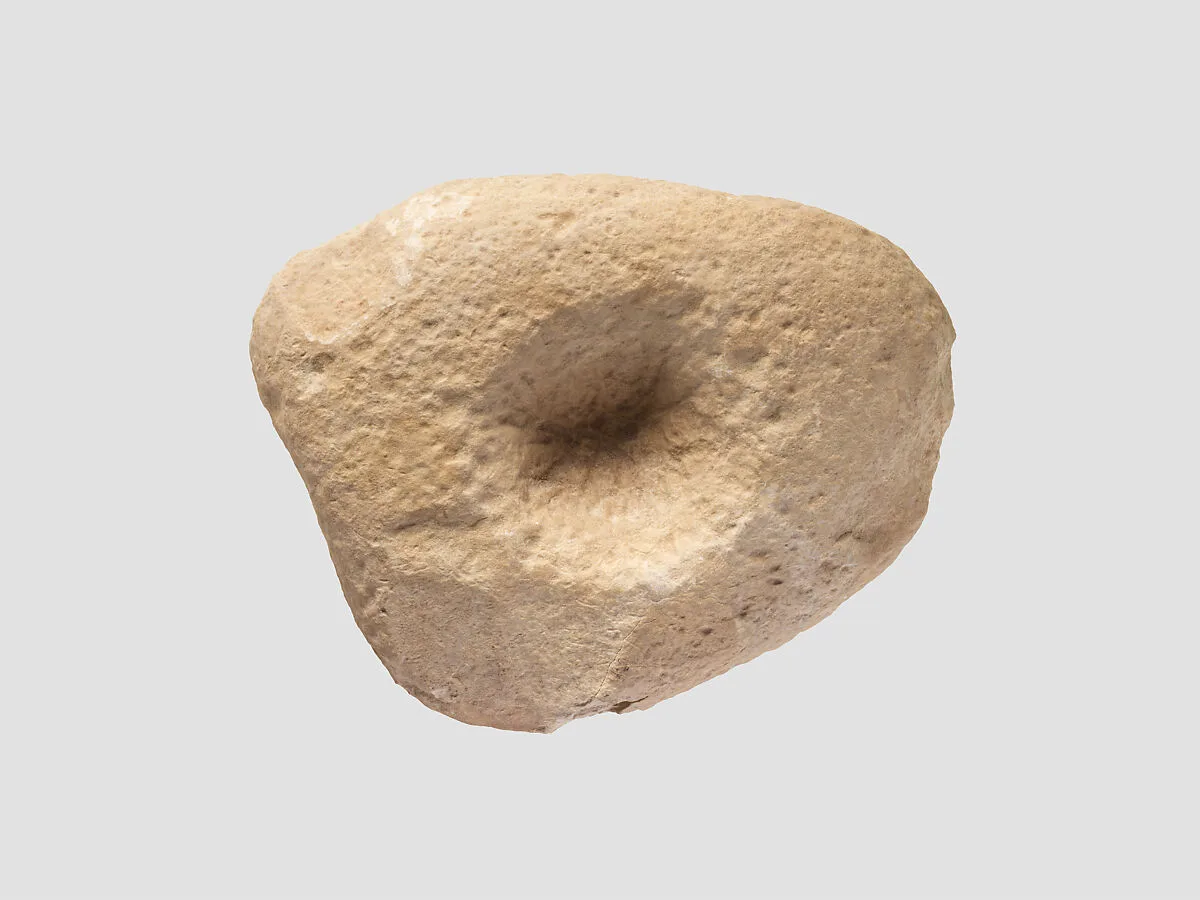 Weight (?) — Unknown