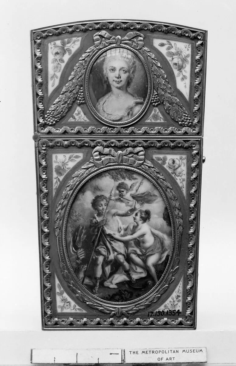 Souvenir with portrait of a woman — Unknown