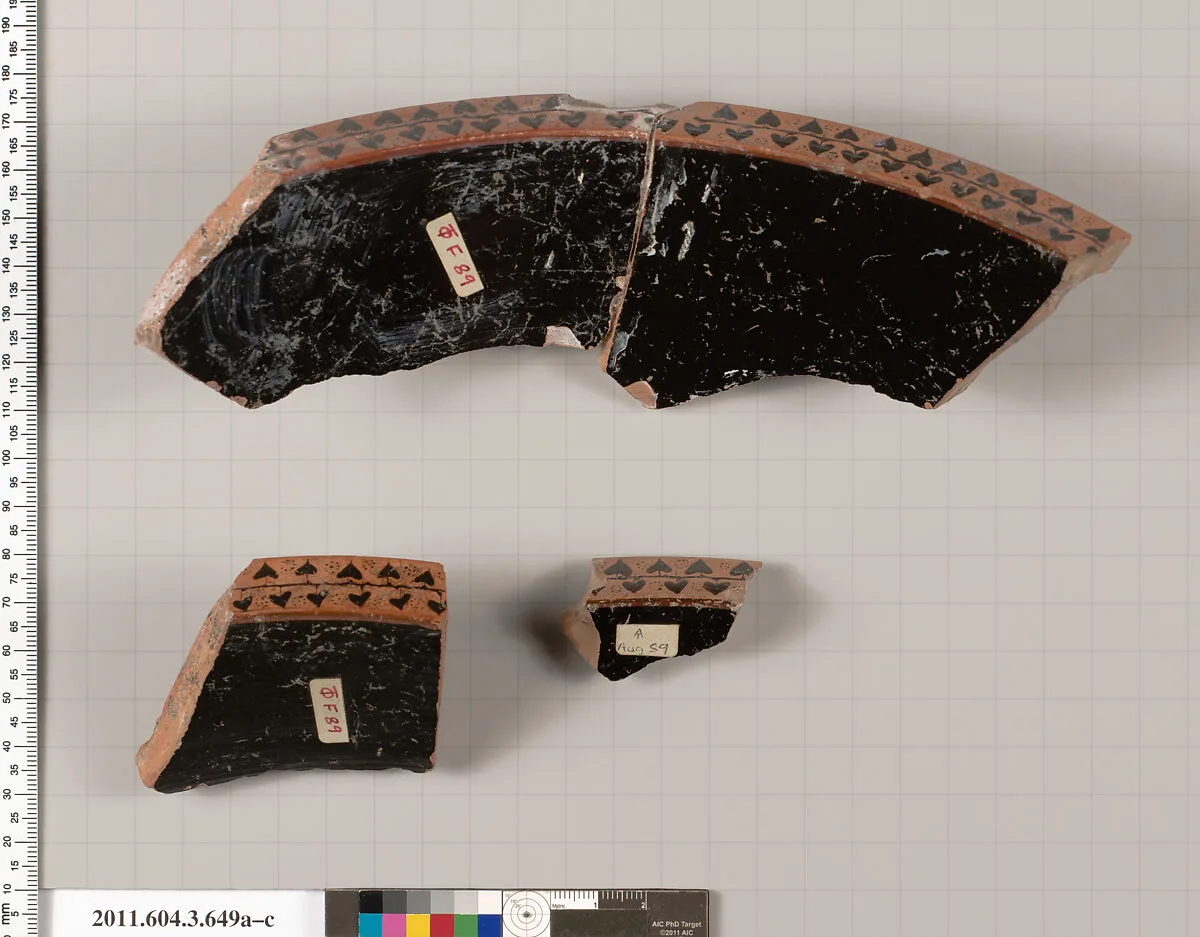 Terracotta fragments of a volute-krater (bowl for mixing wine and water) — Unknown