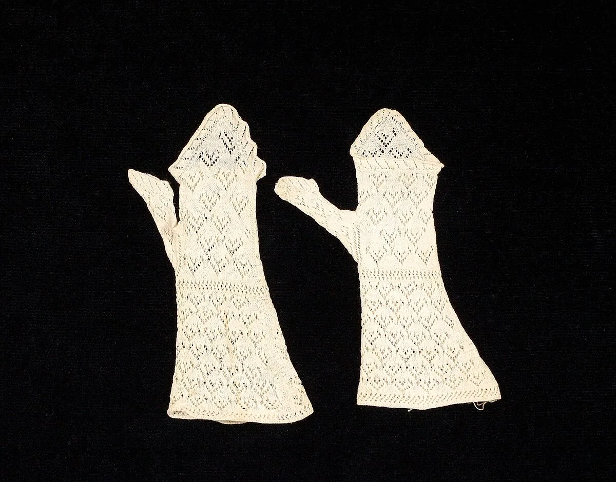 Mitts — Unknown