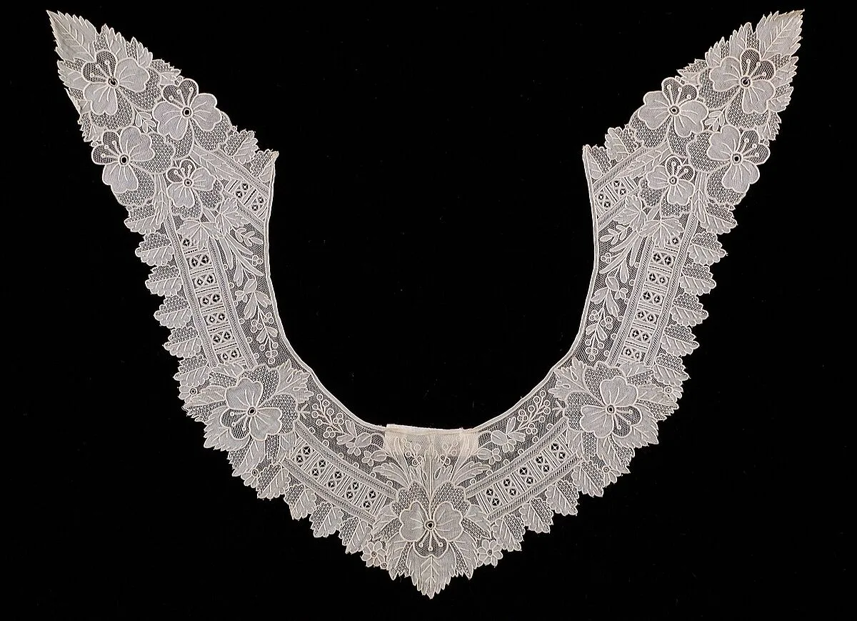 Collar — Unknown