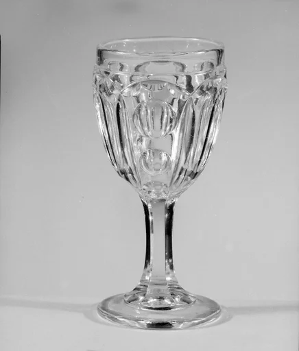 Cordial Glass