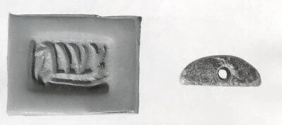 Rounded, half-cylinder gable seal
