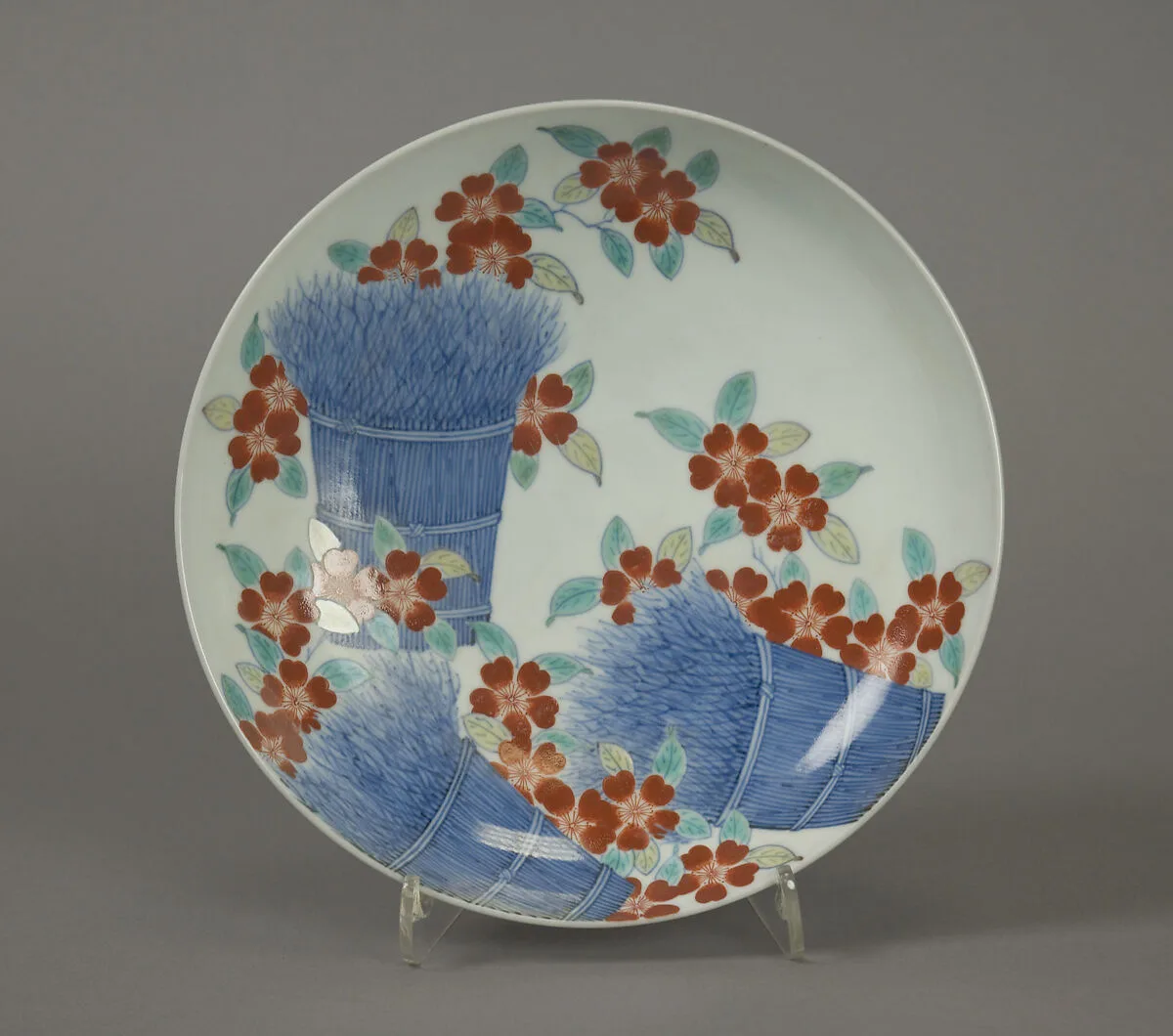 色絵桜垣根文皿|Dish with Cherry Blossoms and Bundles of Brushwood — Unknown