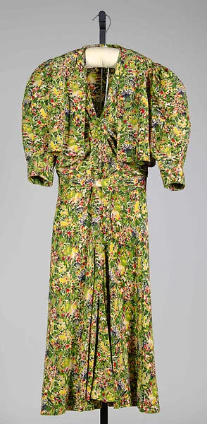 Ensemble — Henri Bendel