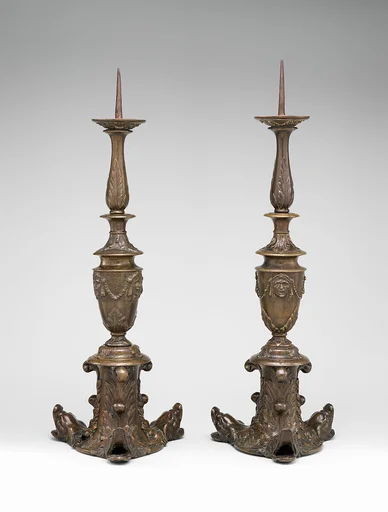 Pair of candlesticks
