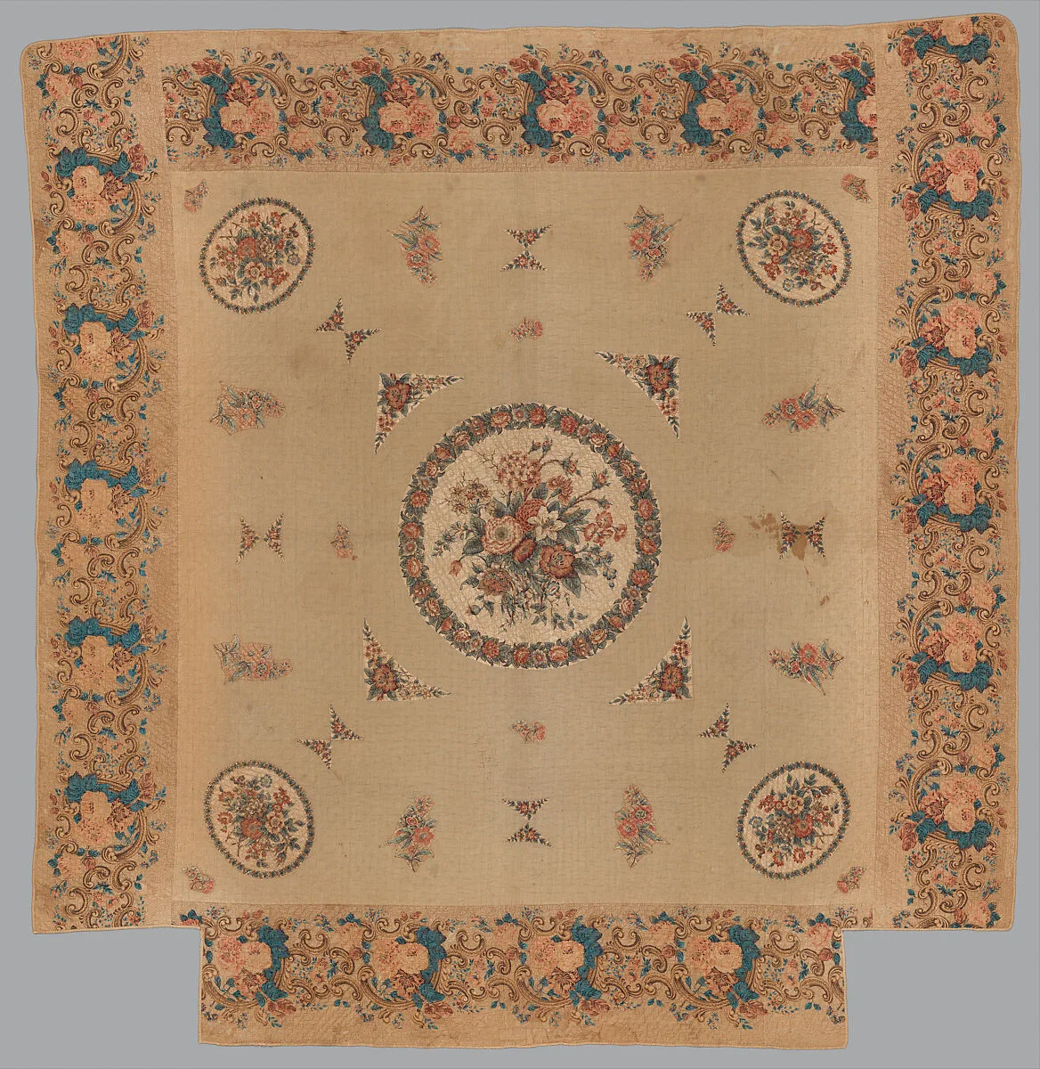 Chintz appliquéd quilt — Unknown