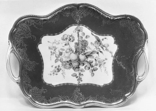Tray (part of a service)