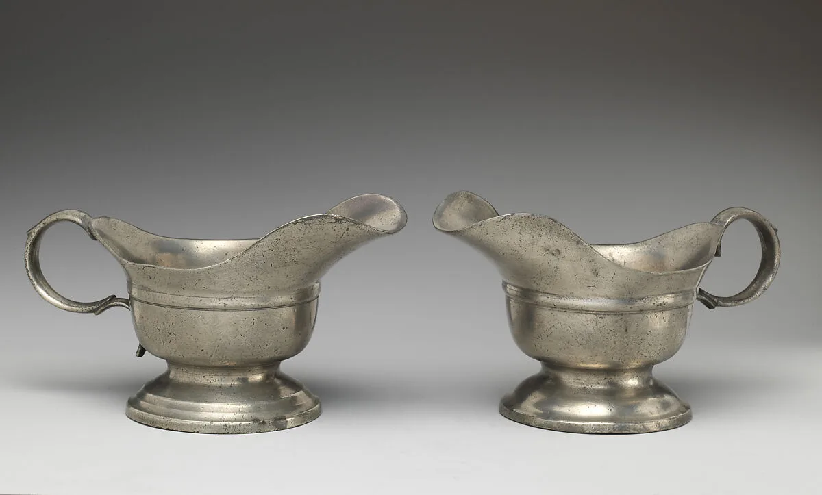 Pair of sauceboats — Unknown