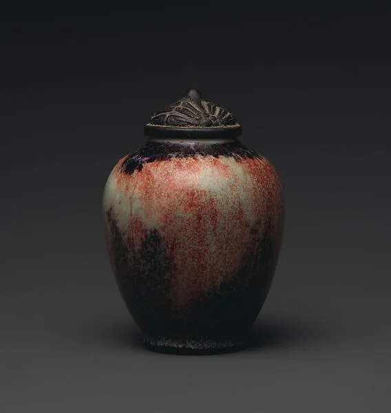 Covered jar — Adelaide Alsop Robineau