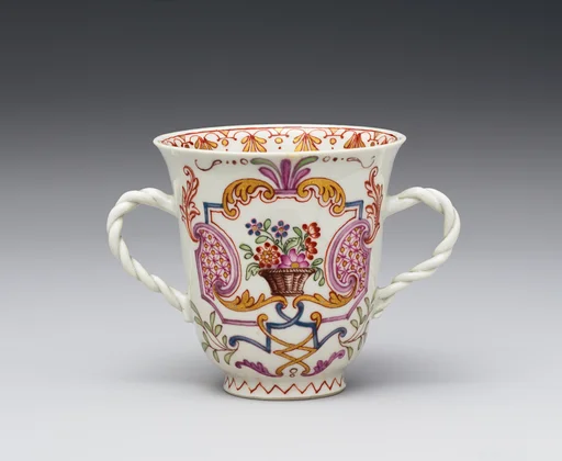 Cup