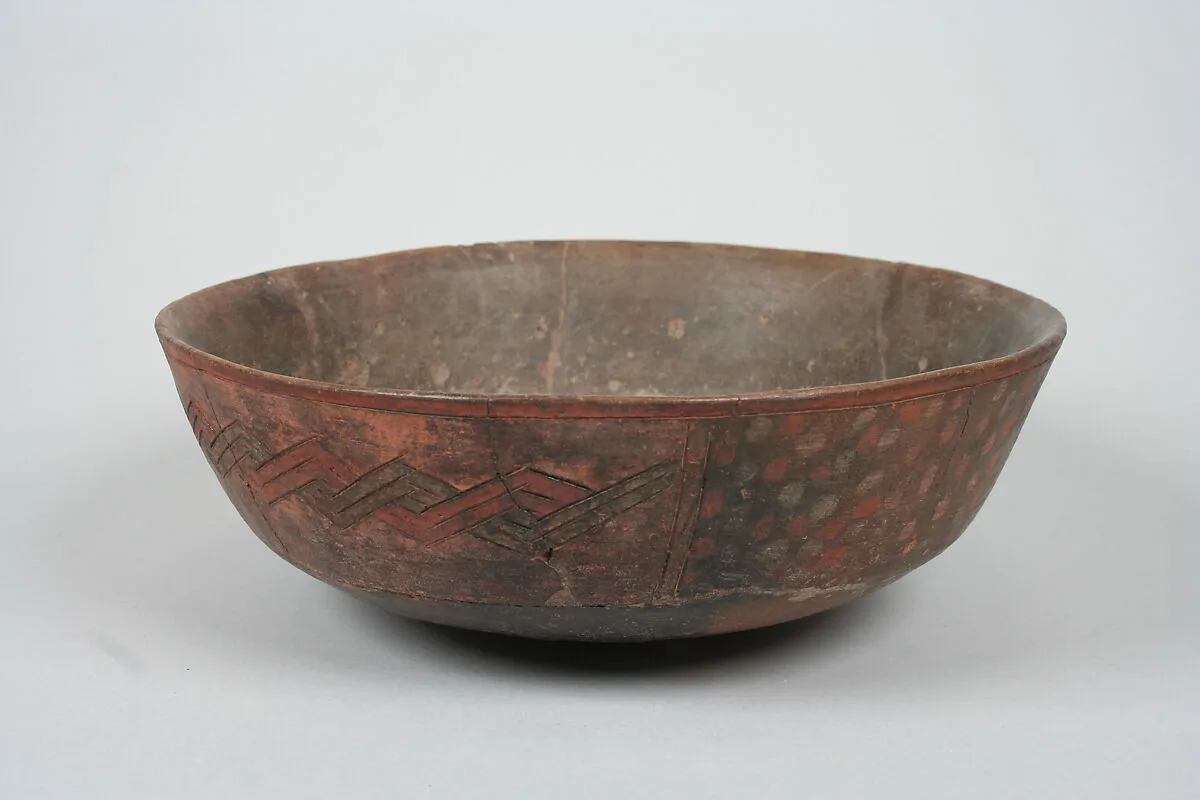 Incised bowl with dots — Unknown