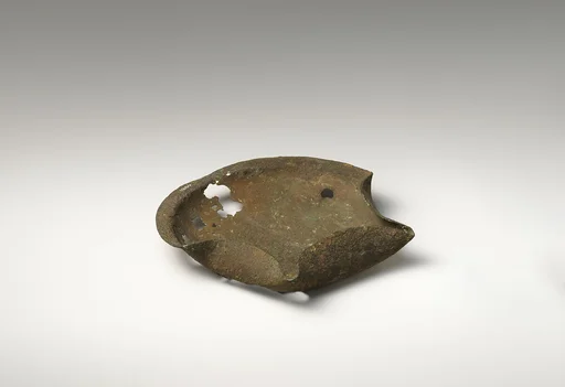 Bronze saucer-shaped lamp