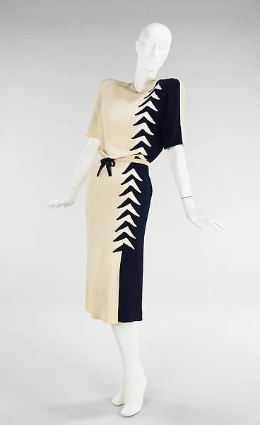Dress — Mme. Eta Hentz