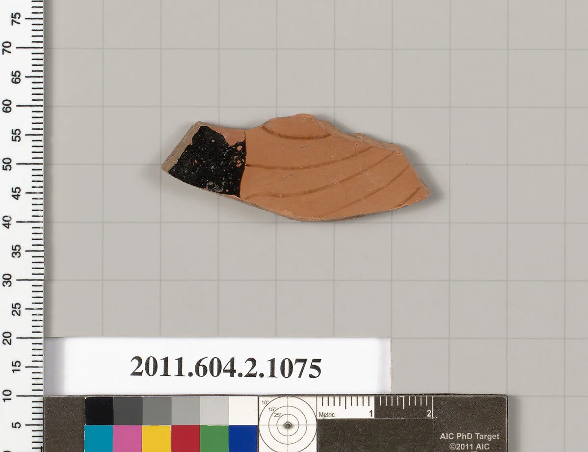 Terracotta fragment of a closed shape — Unknown