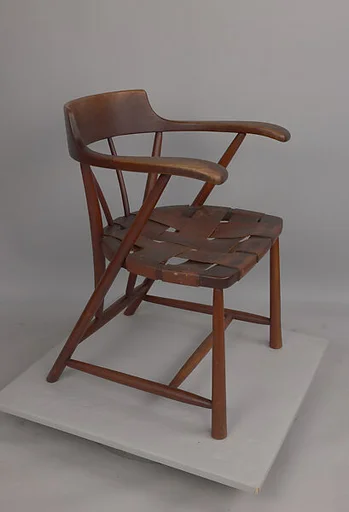Captain's Chair