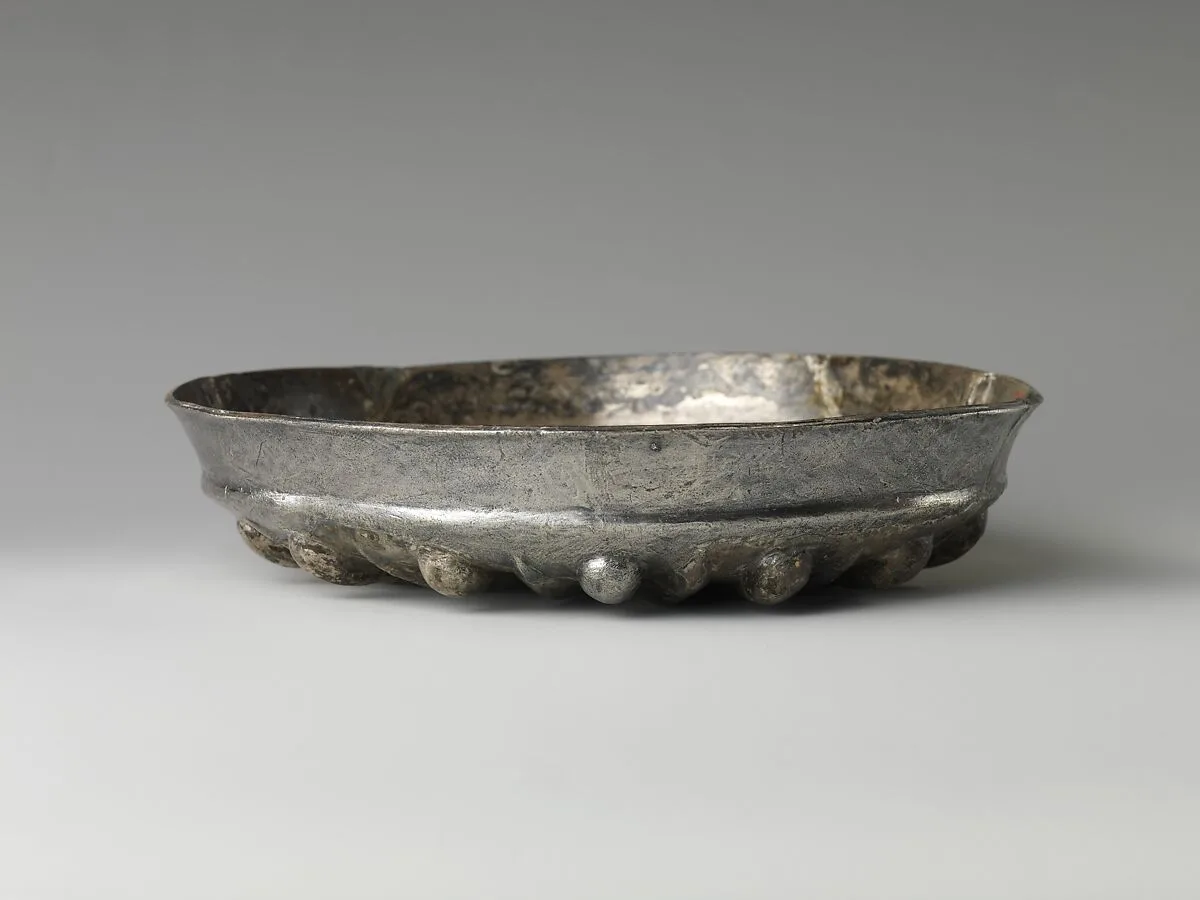 Bowl with bosses and petals — Unknown