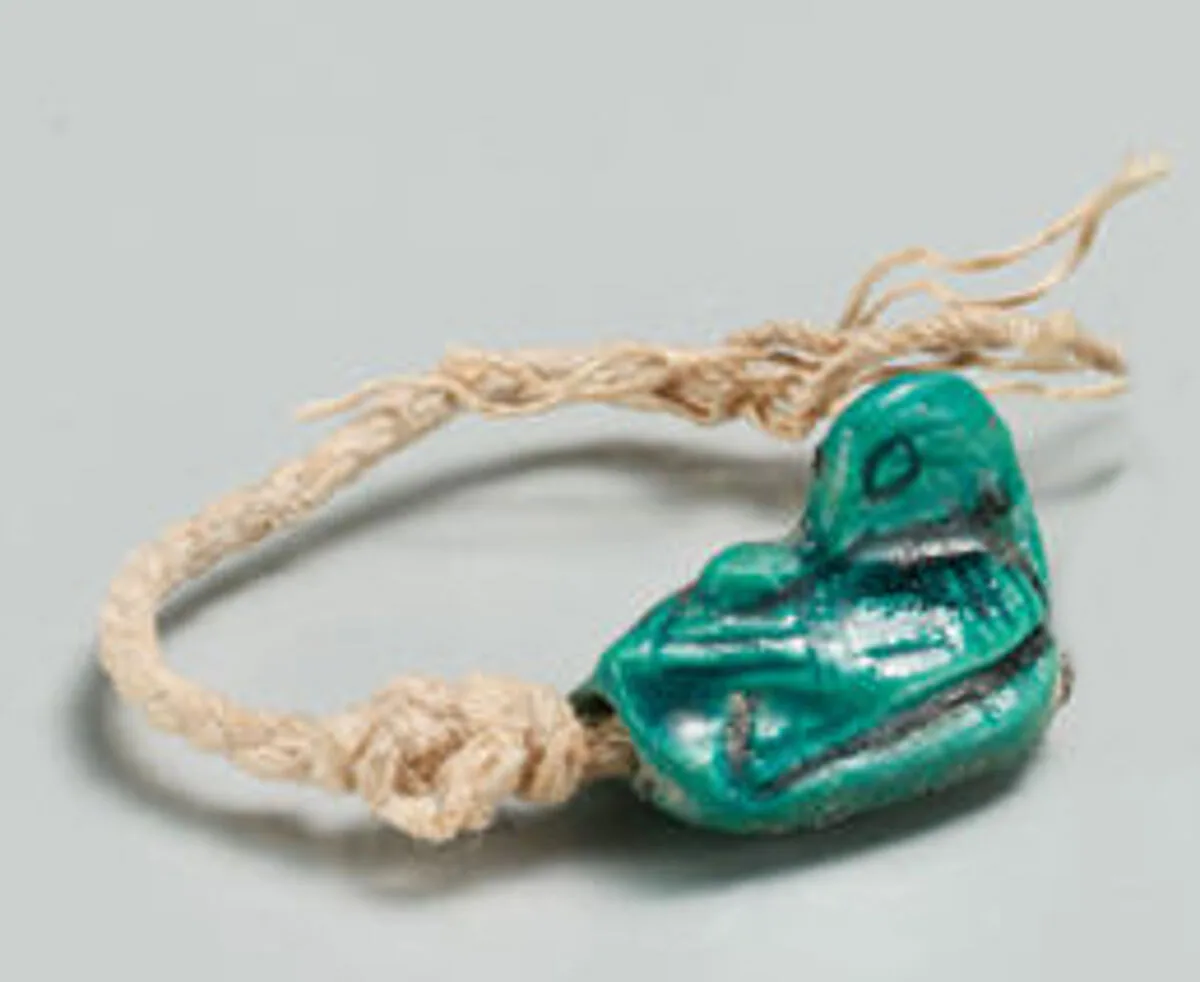 Duck Design-amulet — Unknown